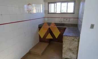 Imagem 7: Cajueiros - Excelente Sobrado c/ 04 qts + Garagem e Entrada independente!!