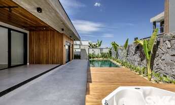 Imagem 2: Casa no Caledônia Private Village com 03 Suítes à venda no Santa Regina em Camboriú/SC