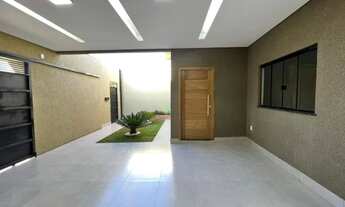 Imagem 3: Linda casa 3 quartos sendo 1 suite sozinha no lote