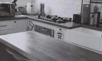 Imagem 2: Casa em Condomínio para Venda em São José dos Campos, Jardim das Industrias, 3 dormitórios