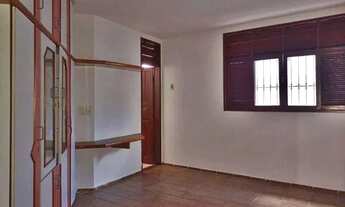 Imagem 5: Casa para venda possui 180 metros quadrados com 3 quartos