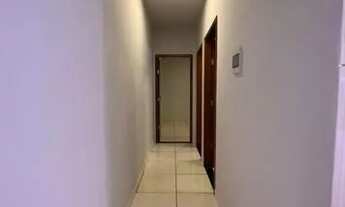 Imagem 3: Casa em terra vermelha