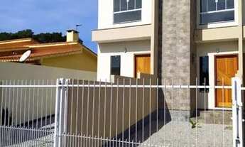 Imagem: Lindo sobrado geminado na Praia Dos Ingleses!