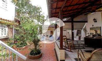 Imagem: Casa para venda com 300 m² e 4 quartos