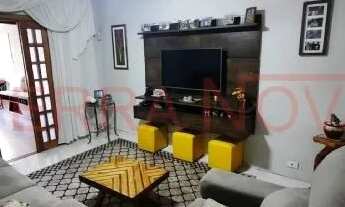 Imagem 2: Sobrado para aluguel e venda possui 200 metros quadrados com 4 quartos