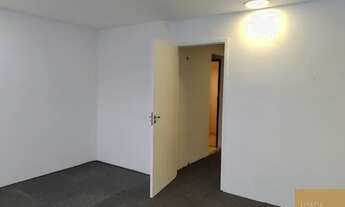 Imagem 3: Sala comercial 42 m² , ótima localização , carpetado , 02 banheiros. ÓTIMA OPORTUNIDADE!