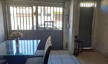 Imagem 5: Vendo Casa EM Rua comercial . Ótimo para quem quer morar ou colocar um comércio