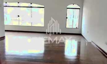 Imagem 5: Imóvel de luxo em São Paulo: Casa com 3 quartos, 3 suítes, 3 salas e 12 vagas no Jardim Fr