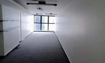 Imagem 4: Seu Negócio no Coração do Rio: Loja com Vista Espetacular na Av. Rio Branco!