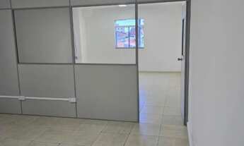 Imagem 2: Alugo galpão Galpão / depósito com 5 vagas na garagem