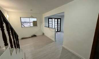 Imagem 3: Casa de vila com 2 quartos à venda em Colubande - RJ