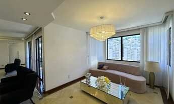 Imagem 3: Apartamento mobiliado com 120m de 3 quartos, uma suíte e duas vagas no Centro de Florianóp