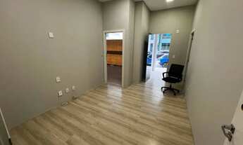 Imagem 8: ALUGA-SE Sala Comercial com 282 m² na QUADRA MAR em Balneário Camboriú/SC
