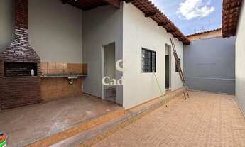 Imagem 7: Casa à venda no Cidade Jardim com 4/4 sendo um suíte com closet e banheira