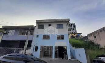 Imagem 2: Apartamento de 02 quartos para alugar no bairro Estreito em Florianópolis - SC