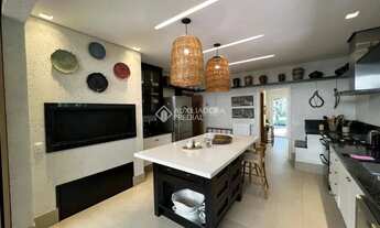 Imagem 7: Casa no condomínio Reserva da Serra com 3 quartos 3 suítes e 3 vagas à venda em Canela