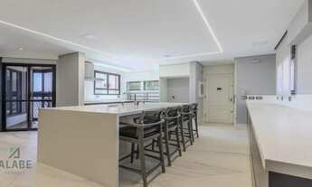 Imagem 7: Descubra esta espetacular cobertura à venda no Campo Belo, São Paulo. Com uma área privati