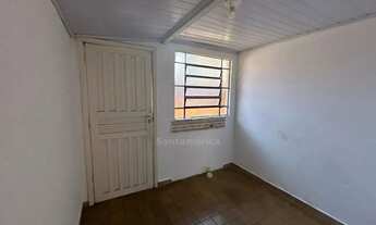 Imagem 7: Casa para alugar com 2 quartos na Região Central de Londrina, no bairro Casa do Trabalhado