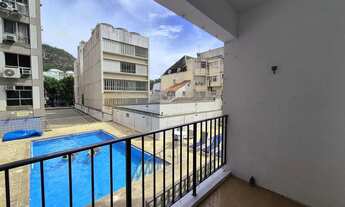 Imagem 3: Apartamento para alugar em Botafogo, prédio com piscina