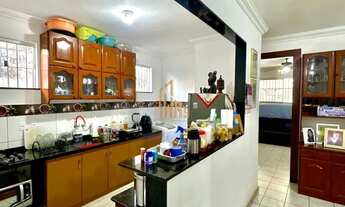 Imagem 2: Casa com 3 Quartos à venda na Pedreira, 350m² - Quintal grande e arborizado!!!