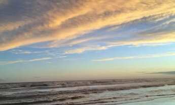 Imagem 3: Casa em Jaguaruna, 2 quartos, 4 vagas de estacionamentos e varanda