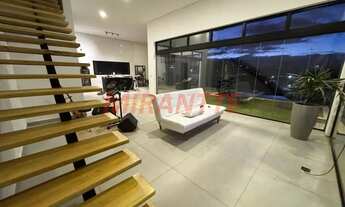 Imagem 2: Cond. fechado de 220m² com 4 quartos em Paraiso De Igarata