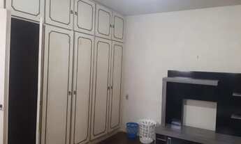 Imagem 2: Quarto para rapaz. Ambiente familiar. Setor Sul, próximo à Praça Cívica