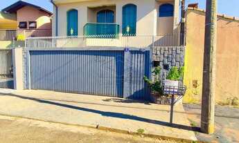 Imagem: Lindo sobrado com 4 dormitórios no JARDIM