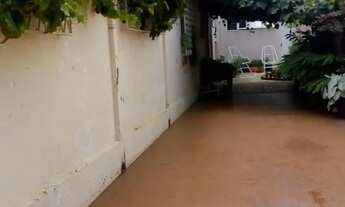 Imagem 4: Quarto para rapaz. Ambiente familiar. Setor Sul, próximo à Praça Cívica