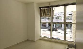 Imagem 2: Conjunto Comercial com 03 salas e 1 Garagem, no Água Verde