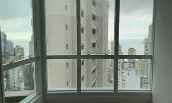 Imagem 2: Apartamento com 4 Suítes Edifício Marina Beach Towers no Centro em Balneário Camboriú