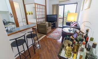 Imagem 2: Flat em Moema com 1x dormitório 35m², serviços inclusos. Rua tranquila e plana próximo do