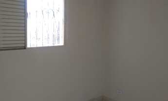 Imagem: Apt de 2 quartos. Térreo. Próximo Shopping