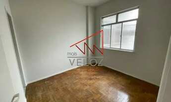 Imagem 5: Quarto e sala em 40m2 , andar alto no Catete