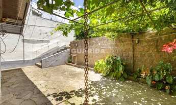 Imagem 7: Casa para venda possui 212 m², com 4 quartos 4 vagas - em Jardim do Salso - Porto Alegre