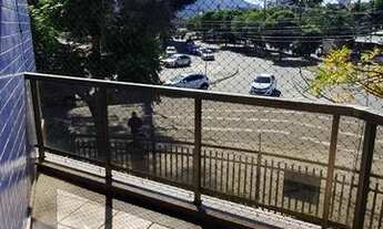 Imagem 6: Sala dois quartos sendo um suíte, armários na cozinha e banheiros, uma vaga