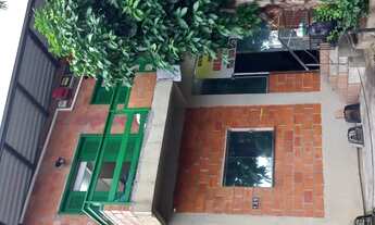 Imagem 2: Adrianópolis aluguel de apto semimobiliado 2.o andar em Rua pública atrás do antigo Detran