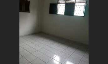 Imagem 7: Aluga-se casa enorme com 3 quartos , 2 salas, Área de serviço coberta e casinha de cachorr