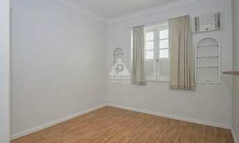 Imagem 7: Apartamento todo reformado com localização privilegiada em Copacabana