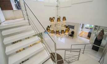 Imagem 4: LocaçãoMoemaCoberturaDuplex373m²PiscinaChurrasqueira3 Dormitórios3 Suíte5 vagas