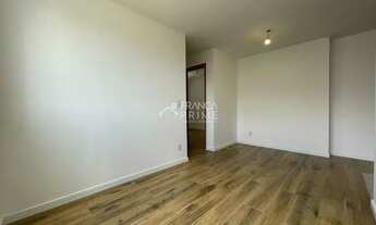 Imagem 5: LINDO APARTAMENTO 2 DORMITÓRIOS, ANDAR ALTO, VAGA COBERTA, PISO LAMINADO, ARMARIOS NA COZI