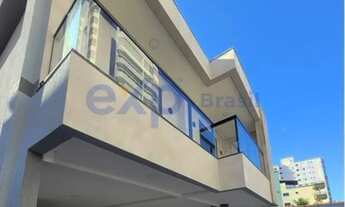 Imagem: Casa de condomínio Assobradada nova com