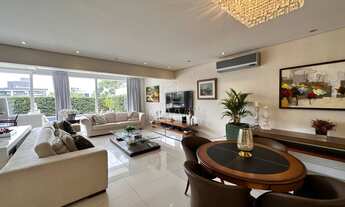 Imagem 2: Casa Padrão Casa com 4 dormitórios