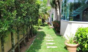 Imagem 3: Casa para venda tem 325 metros quadrados com 4 quartos em Piratininga - Niterói - RJ