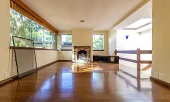 Imagem 7: Viva em um refúgio de tranquilidade: Casa espaçosa em condomínio arborizado em São Conrado