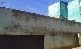 Imagem 4: Vendo está casa 80 mil , ou troco por casa menor com um valor em dinheiro de volta tbm