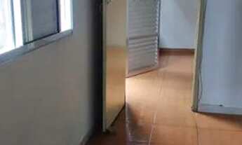 Imagem 5: Alugo Casa nos fundos três peças amplas + banheiro. AV. Brasil Simões Lopes