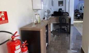 Imagem 5: Loja de carro Galpão / depósito com 5 vagas na garagem