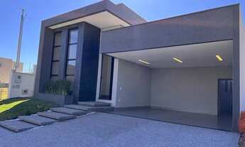 Imagem 2: CASA TÉRREA JARDINS BOLONHA, 3 SUÍTES, PISCINA ACABAMENTO DE ALTO PADRÃO. UM LUXO A CASA