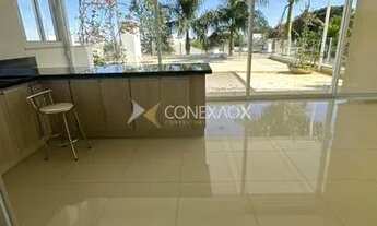 Imagem 7: Casa de condomínio sobrado para aluguel possui 635 metros quadrados com 6 quartos